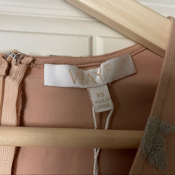 WAYF Oakfield Embroidered Dress - Picture 4 of 7